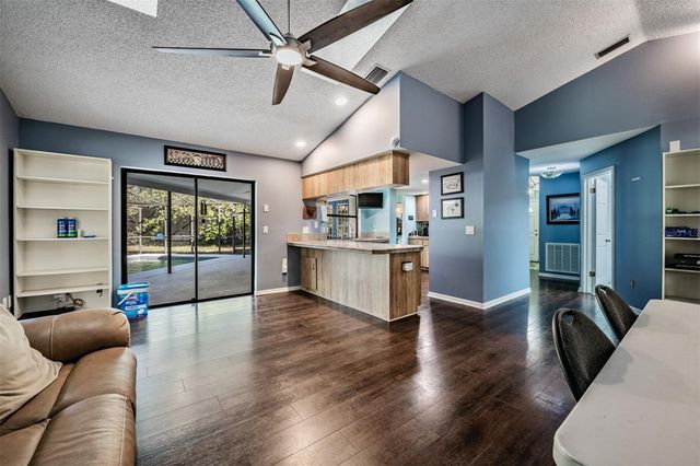 9020 TOURNAMENT DRIVE, Hudson, FL 34667