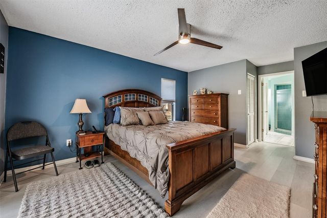 9020 TOURNAMENT DRIVE, Hudson, FL 34667