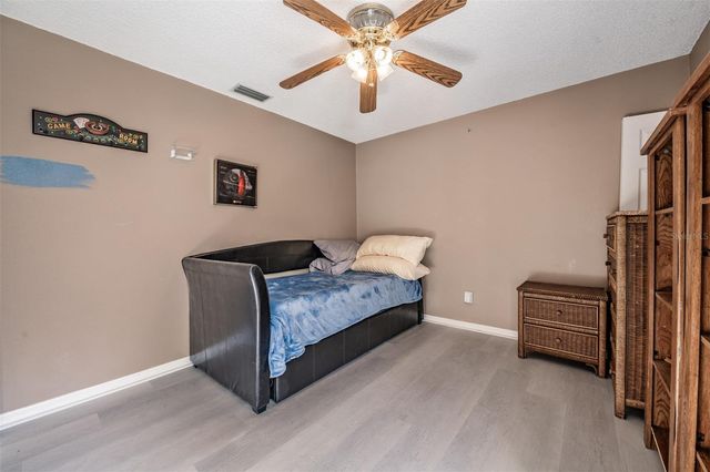 9020 TOURNAMENT DRIVE, Hudson, FL 34667