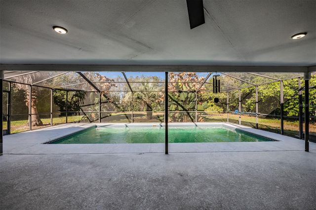 9020 TOURNAMENT DRIVE, Hudson, FL 34667