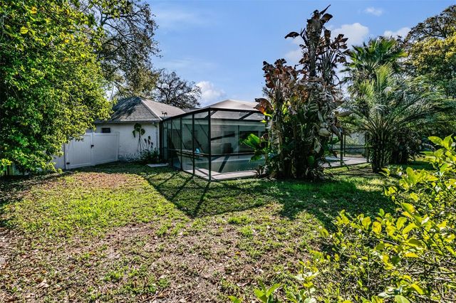 9020 TOURNAMENT DRIVE, Hudson, FL 34667