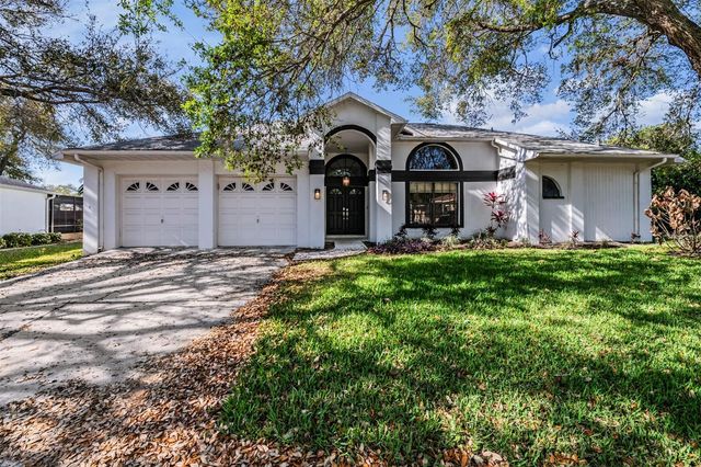 9020 TOURNAMENT DRIVE, Hudson, FL 34667