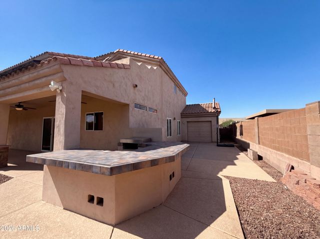 1519 E DESERT Lane, Phoenix, AZ 85042