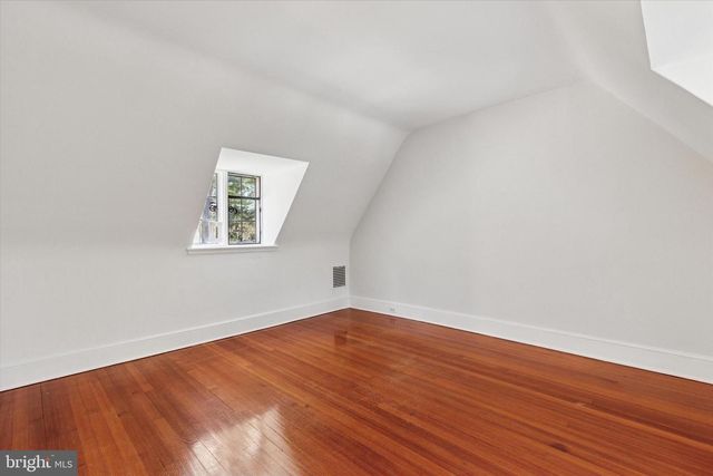 8011 NAVAJO ST, Philadelphia, PA 19118
