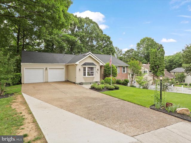 5281 NAVAHO DR, Alexandria, VA 22312