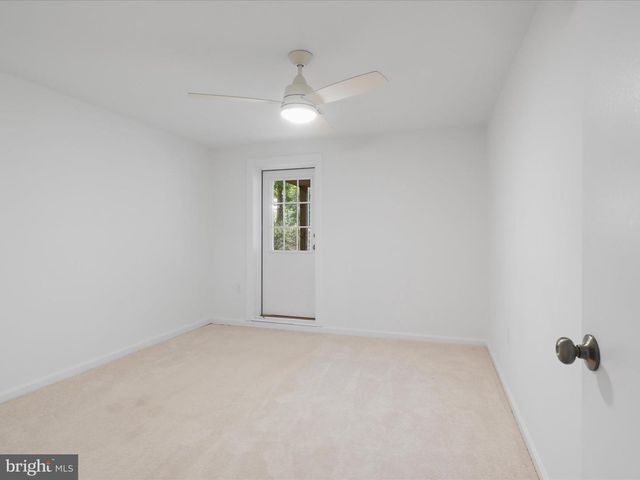 5281 NAVAHO DR, Alexandria, VA 22312