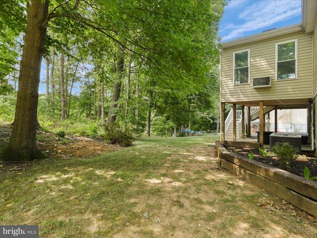 5281 NAVAHO DR, Alexandria, VA 22312