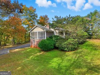 5833 Little Mountain Drive, Ellenwood, GA 30294