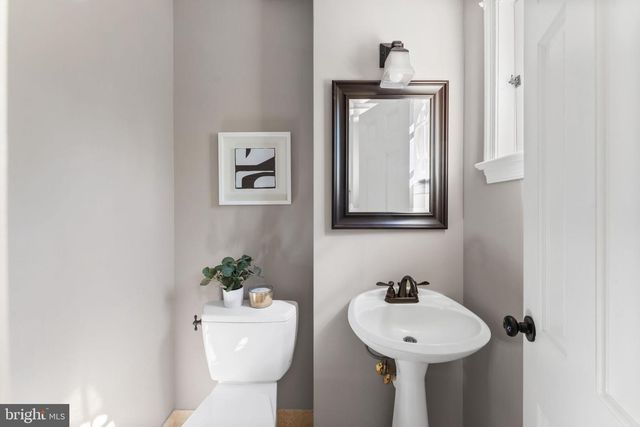 911 S LEE ST, Alexandria, VA 22314