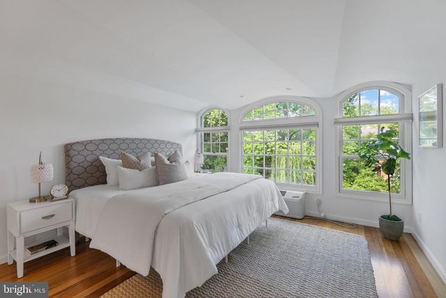 911 S LEE ST, Alexandria, VA 22314