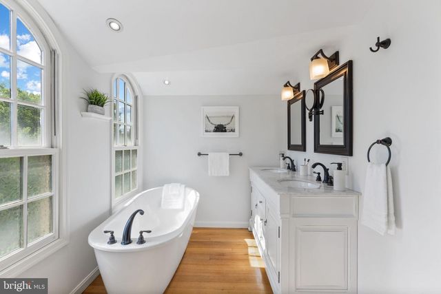 911 S LEE ST, Alexandria, VA 22314