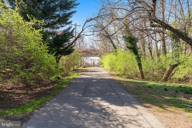 911 S LEE ST, Alexandria, VA 22314