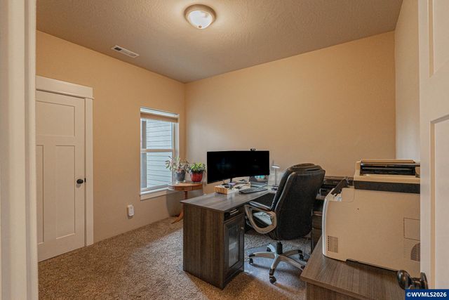 217 White Oak Wy, Shady Cove, OR 97539