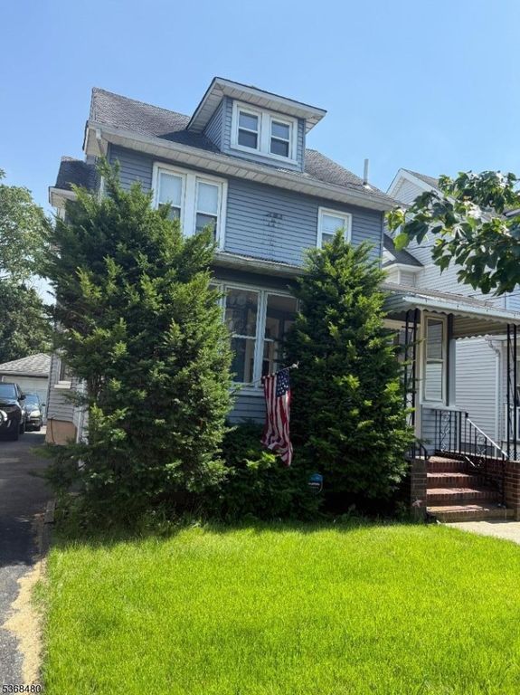 19 E 2Nd St, Clifton City, NJ 07011