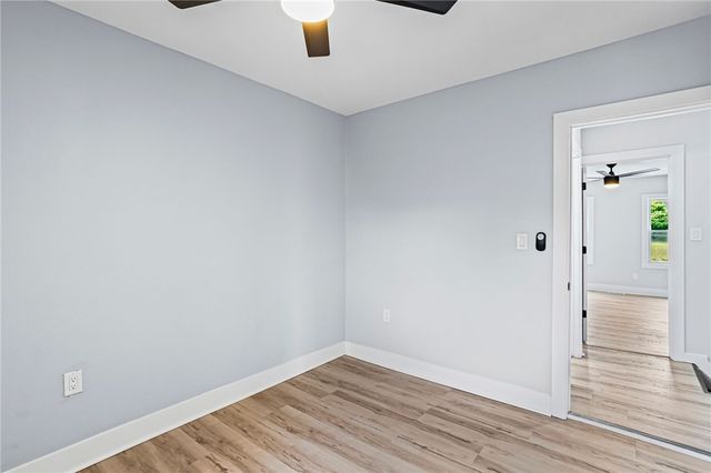 4239 Stanley St, Greenfield, PA 15207