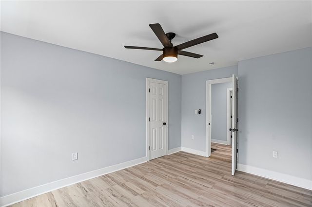 4239 Stanley St, Greenfield, PA 15207