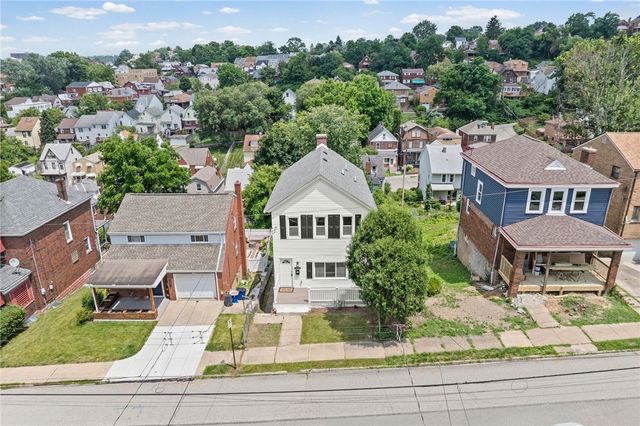 4239 Stanley St, Greenfield, PA 15207