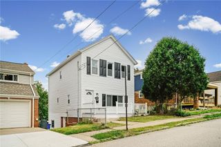 4239 Stanley St, Greenfield, PA 15207