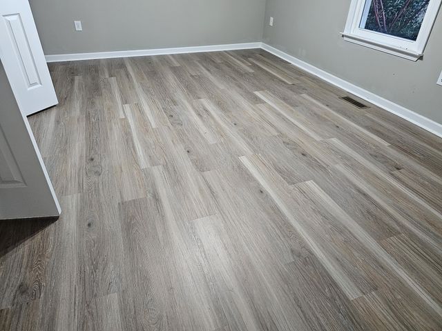 1994 Overland Dr, Chapel Hill, TN 37034