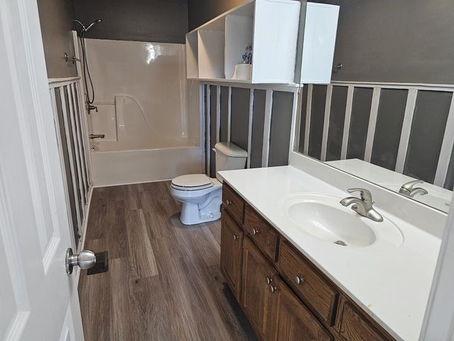 1994 Overland Dr, Chapel Hill, TN 37034