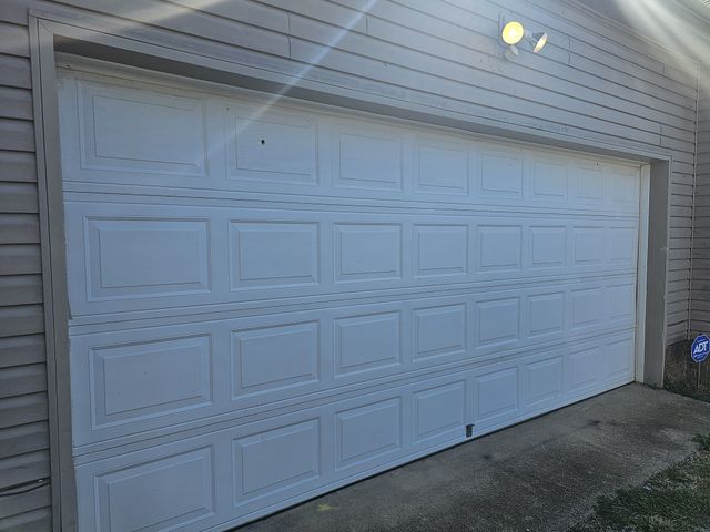 1994 Overland Dr, Chapel Hill, TN 37034