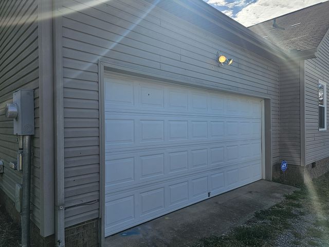 1994 Overland Dr, Chapel Hill, TN 37034