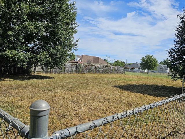 1994 Overland Dr, Chapel Hill, TN 37034