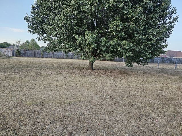 1994 Overland Dr, Chapel Hill, TN 37034