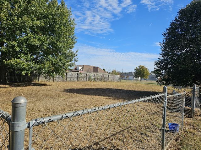 1994 Overland Dr, Chapel Hill, TN 37034