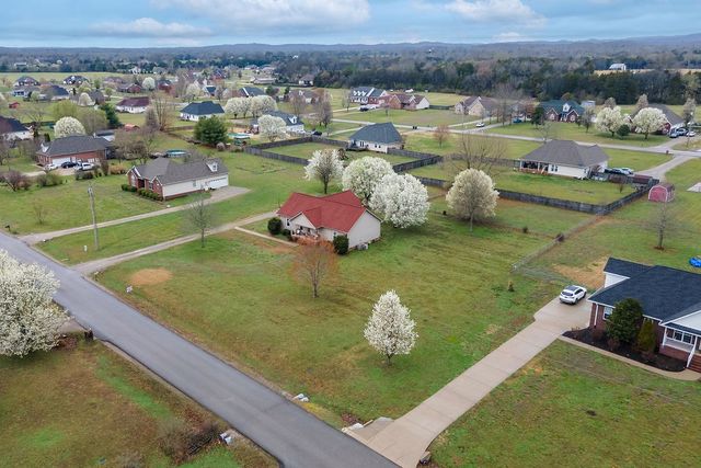 1994 Overland Dr, Chapel Hill, TN 37034