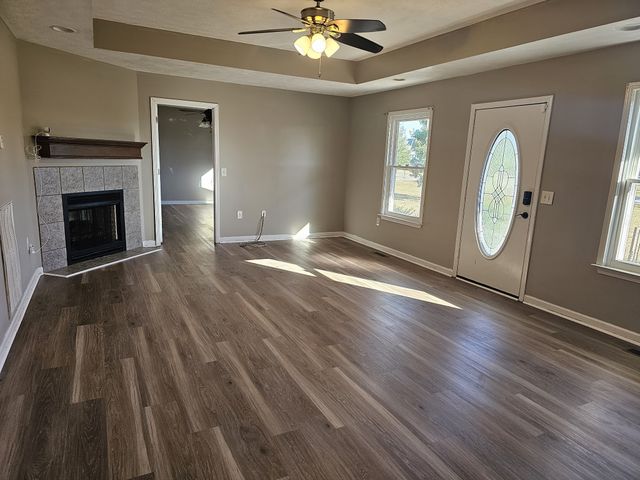 1994 Overland Dr, Chapel Hill, TN 37034