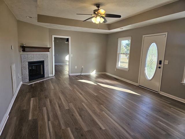 1994 Overland Dr, Chapel Hill, TN 37034