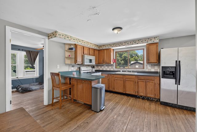 1149 S Spencer Street, Aurora, IL 60505