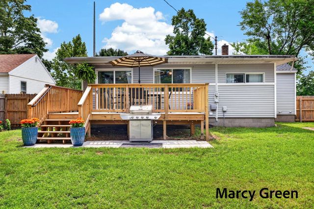 1519 Grant Avenue, Grand Haven, MI 49417