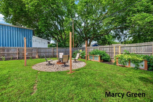 1519 Grant Avenue, Grand Haven, MI 49417