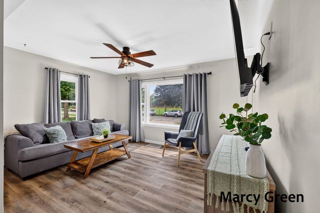 1519 Grant Avenue, Grand Haven, MI 49417