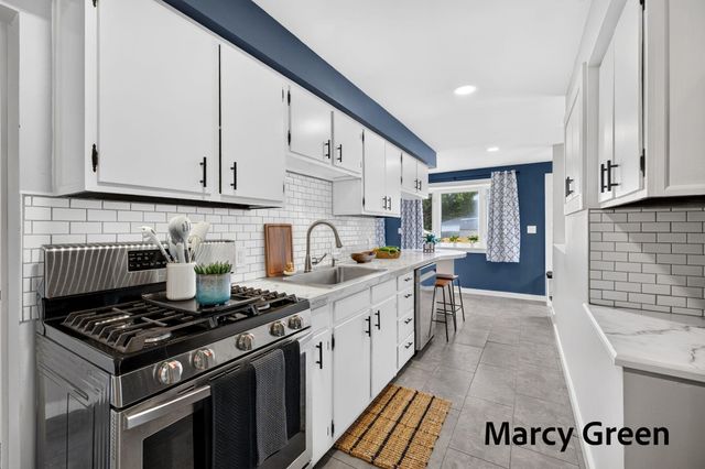 1519 Grant Avenue, Grand Haven, MI 49417
