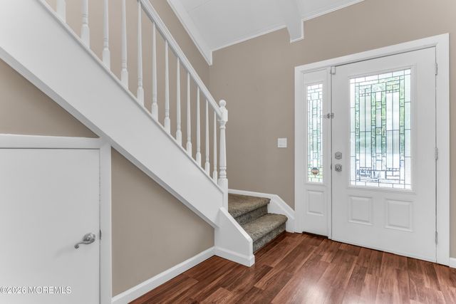 302 Cutty Court, Toms River, NJ 08753