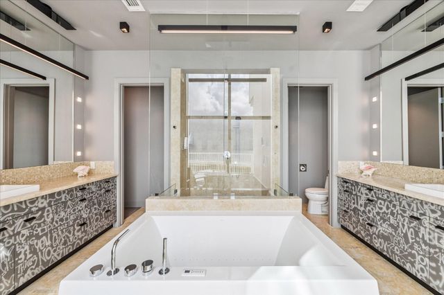 500 Seawall Boulevard 1408, Galveston, TX 77550