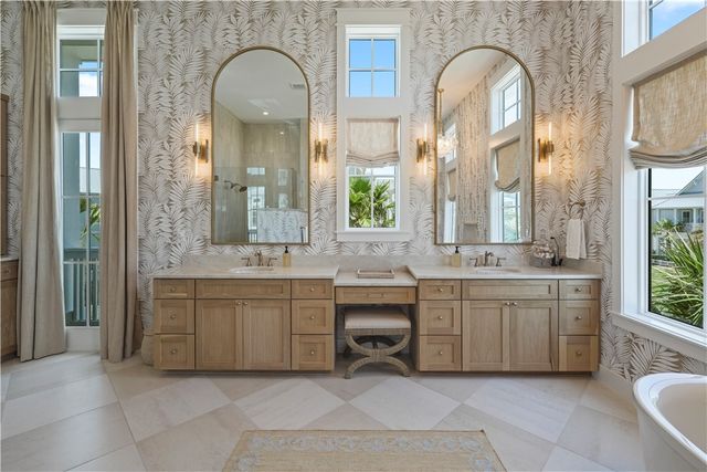 201 Laughter Lane, Port Aransas, TX 78373
