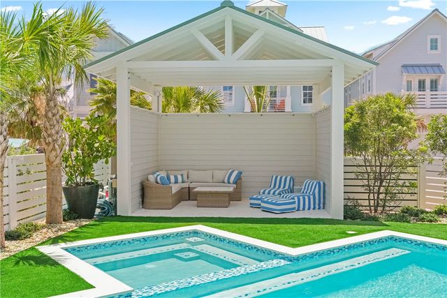 201 Laughter Lane, Port Aransas, TX 78373
