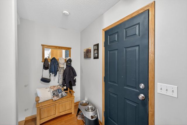 738 Baylee Place SW, Pine Island, MN 55963