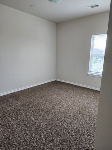 5516 Del Rey Drive, Denton, TX 76208