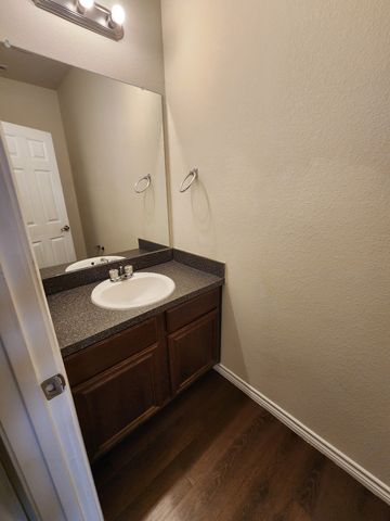 5516 Del Rey Drive, Denton, TX 76208