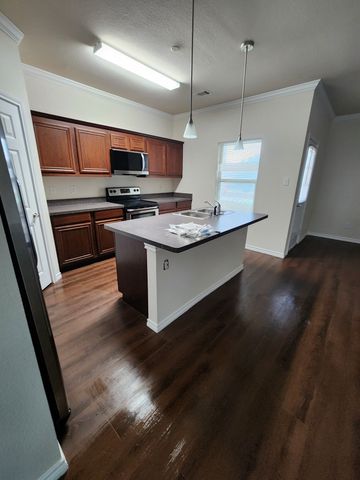 5516 Del Rey Drive, Denton, TX 76208