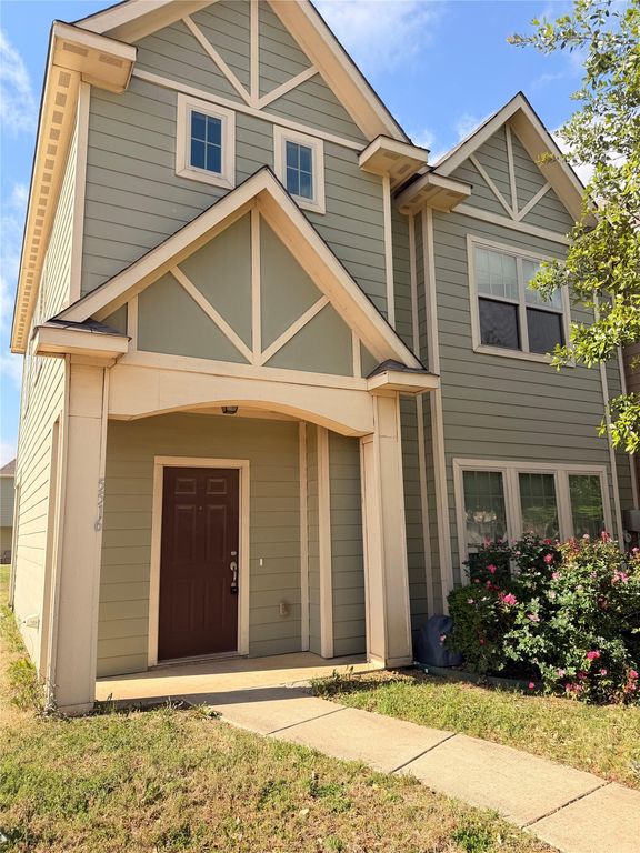 5516 Del Rey Drive, Denton, TX 76208
