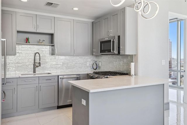 150 E ROBINSON STREET 1612, Orlando, FL 32801