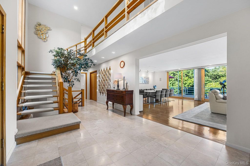 21 Kings Grant Way, Briarcliff Manor, NY 10510 — photo 3