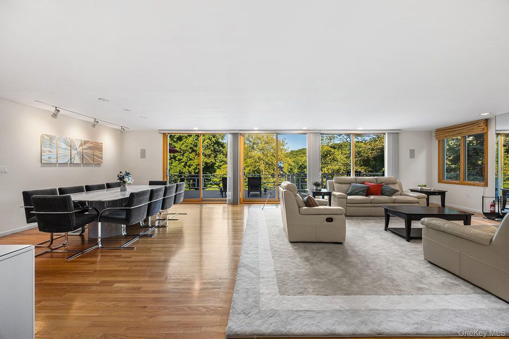 21 Kings Grant Way, Briarcliff Manor, NY 10510 — photo 4