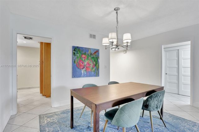 4020 W Palm Aire Drive 204, Pompano Beach, FL 33069